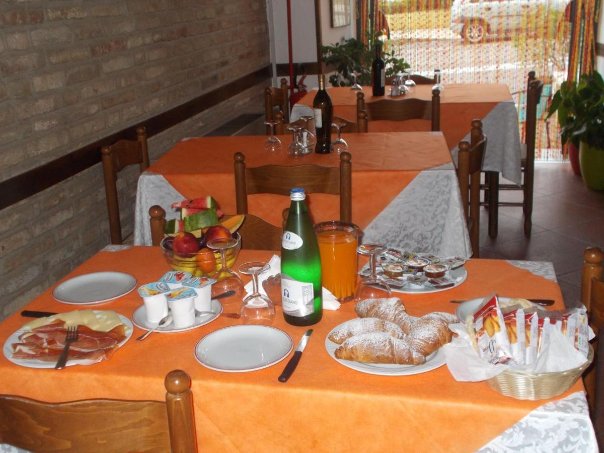 Inn Delfino Azzurro