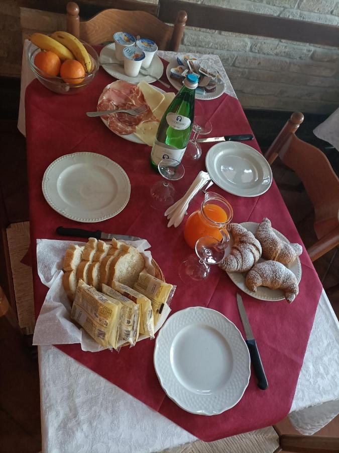 Delfino Azzurro Inn