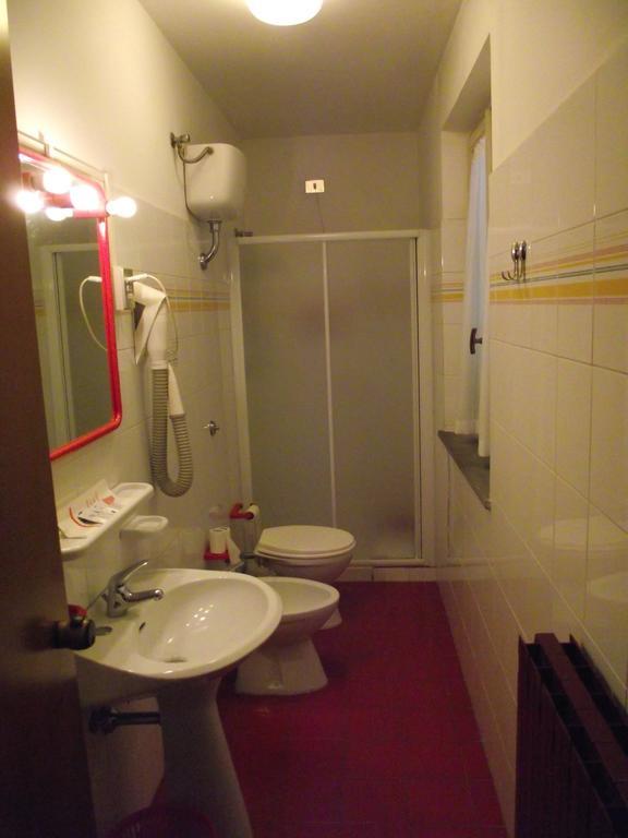 Delfino Azzurro Inn